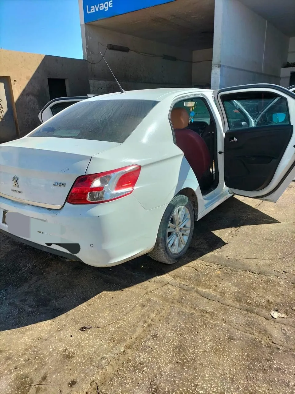 Peugeot 301