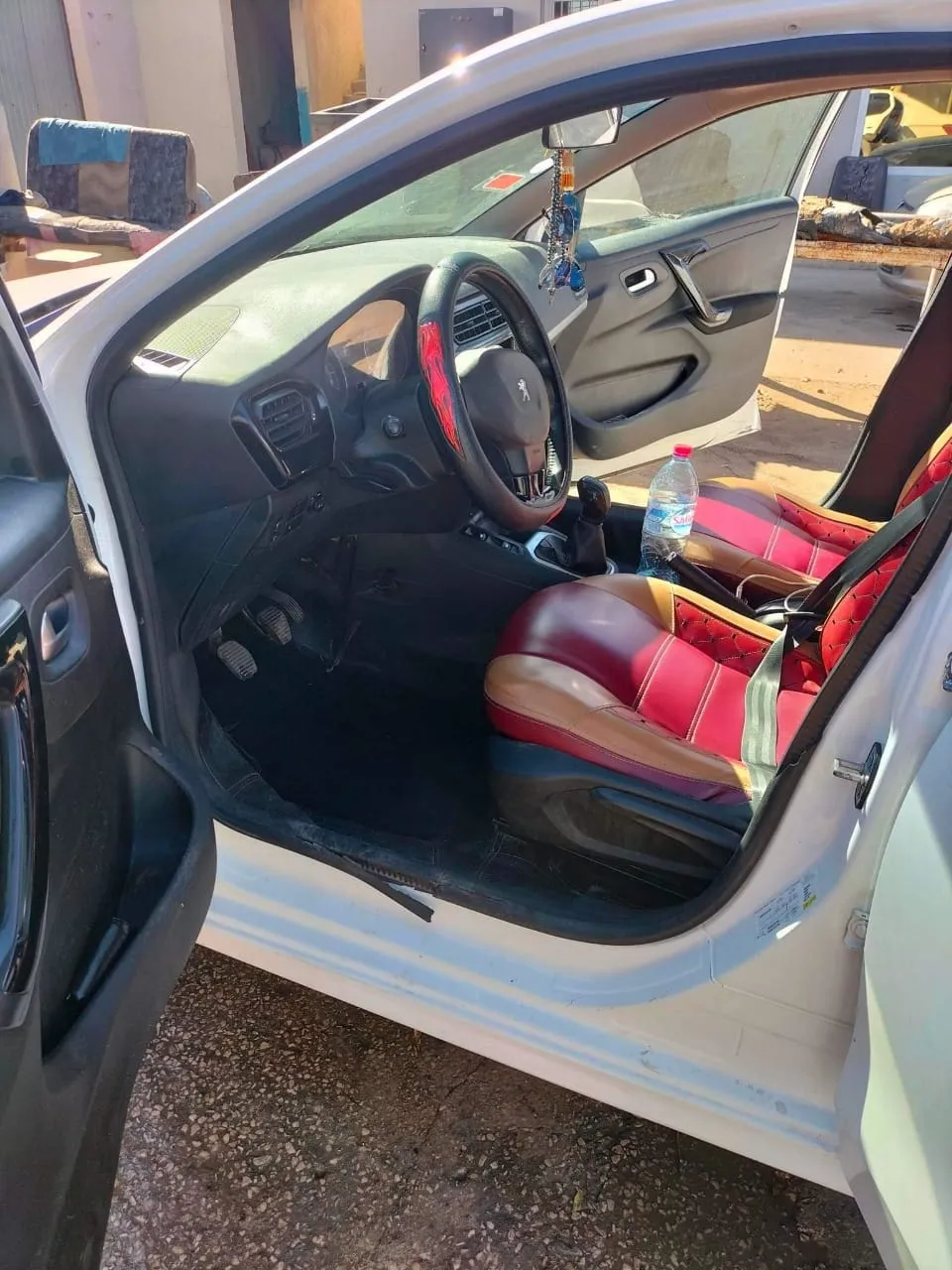Peugeot 301