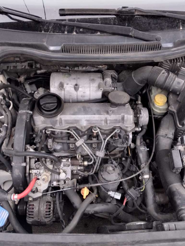 Polo sedan diesel  97489772