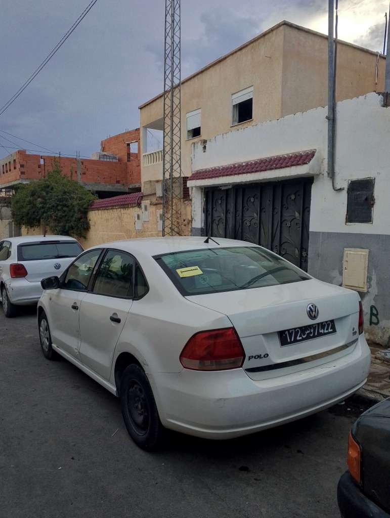 Polo sedan diesel  97489772