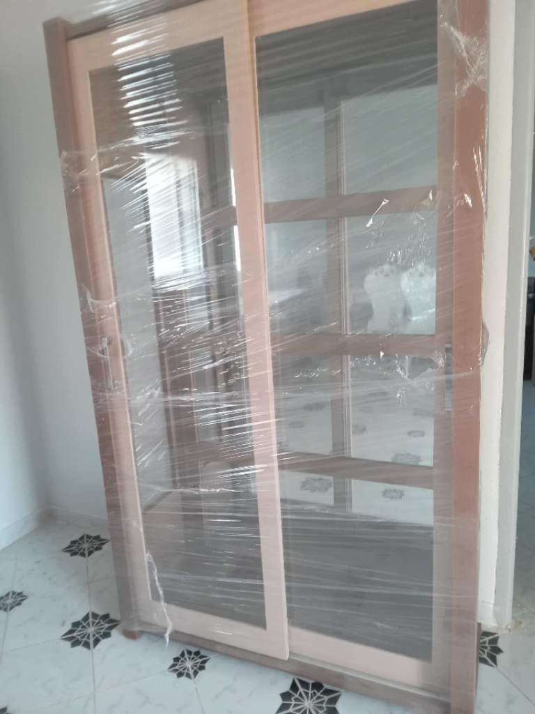 Salle à manger et meuble d'entrée