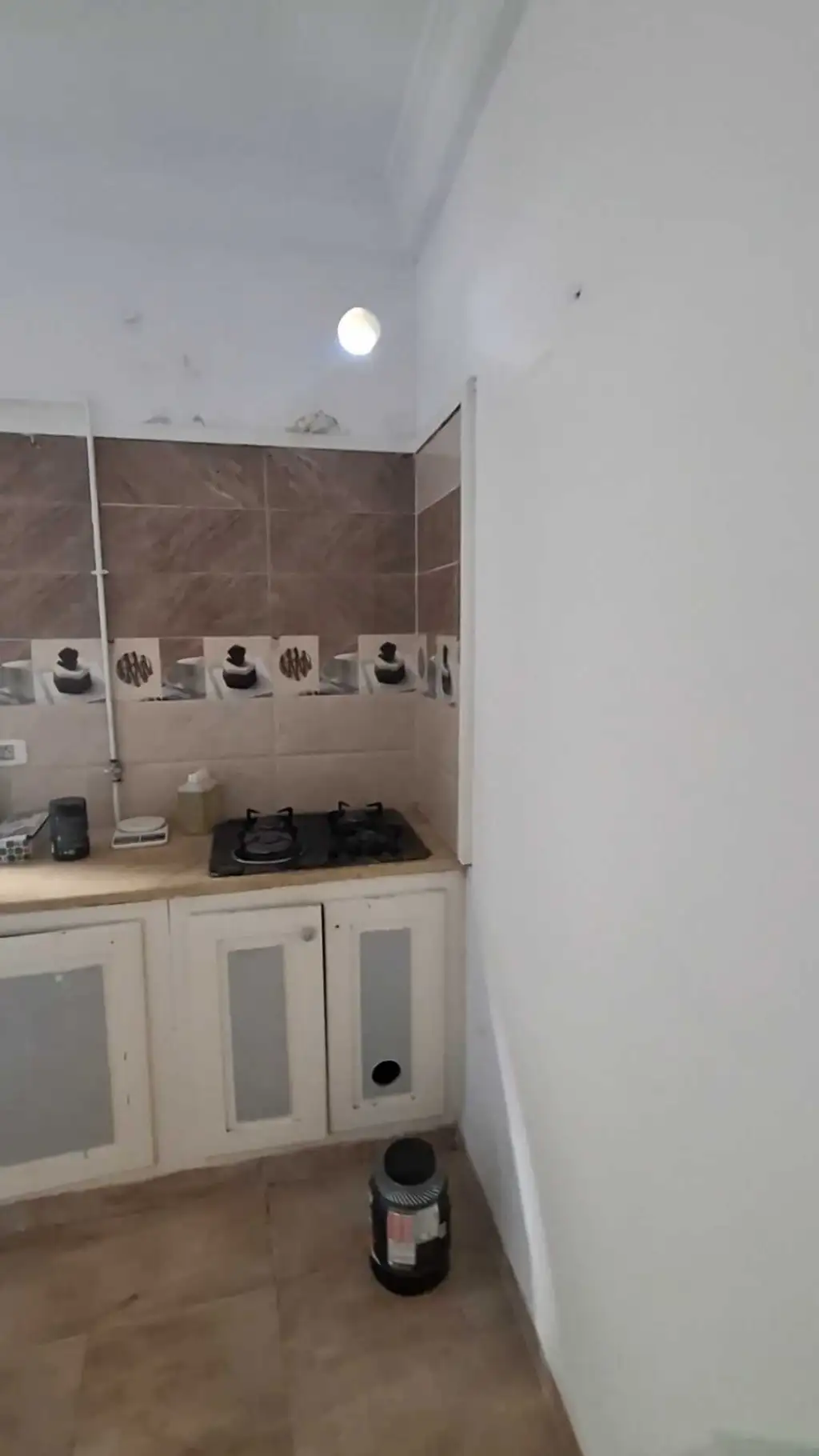 Grand appartement sur autoroute La Marsa