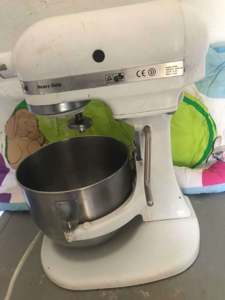 Pétrin kitchenaid artisan très bonne état avec Fouet seulement importer Germany