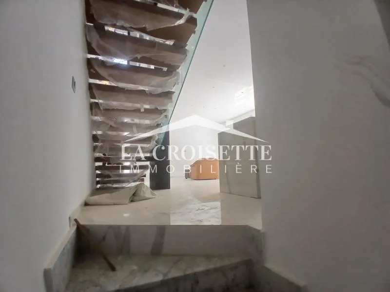 Duplex S3 avec piscine à La Marsa MDL0695
