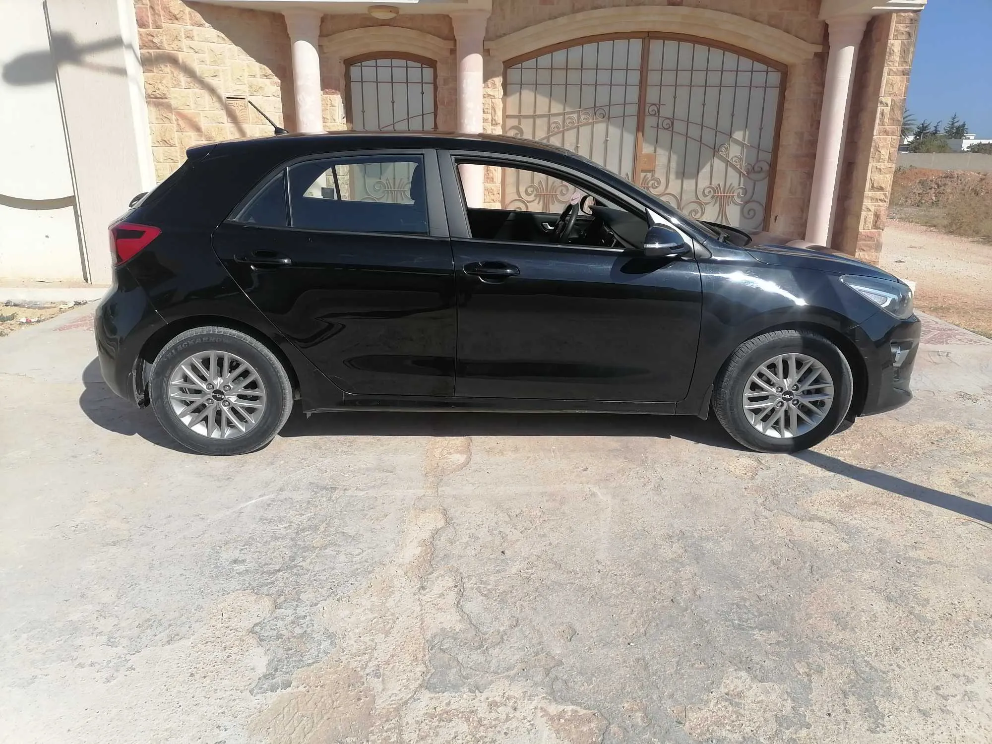 kia rio coupé