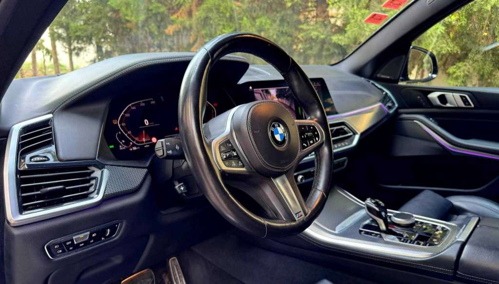 đ BMW X5 kit M 3litres 2020 serie 255 đ
đ on accepte l Ă©change des voitures
