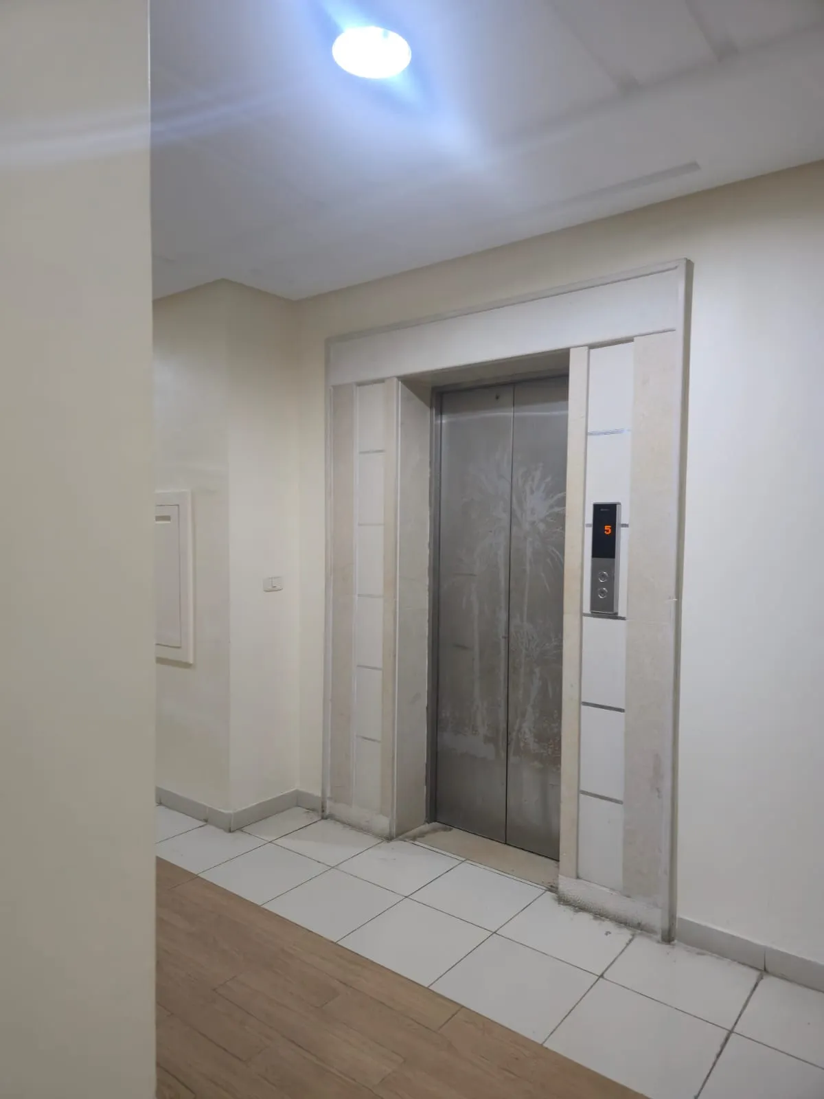  À VENDRE – Appartement face de la mer  Standing   📍 HAMMAM SOUSSE 