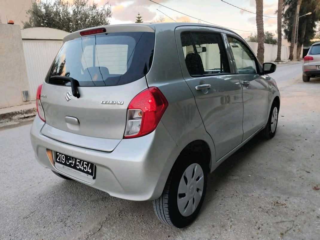 SUZUKI CELERIO PREMIÈRE MAIN EN ÉTAT NEUF 