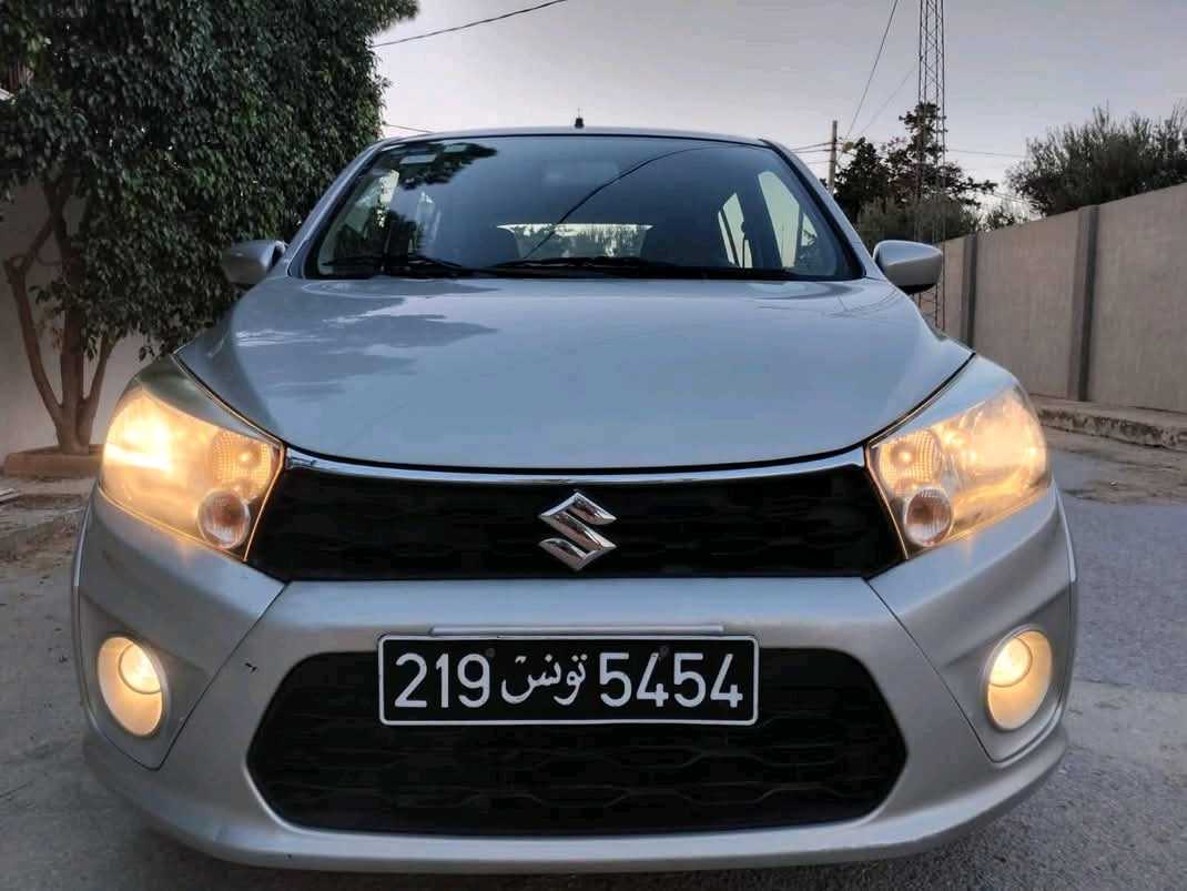 SUZUKI CELERIO PREMIÈRE MAIN EN ÉTAT NEUF 