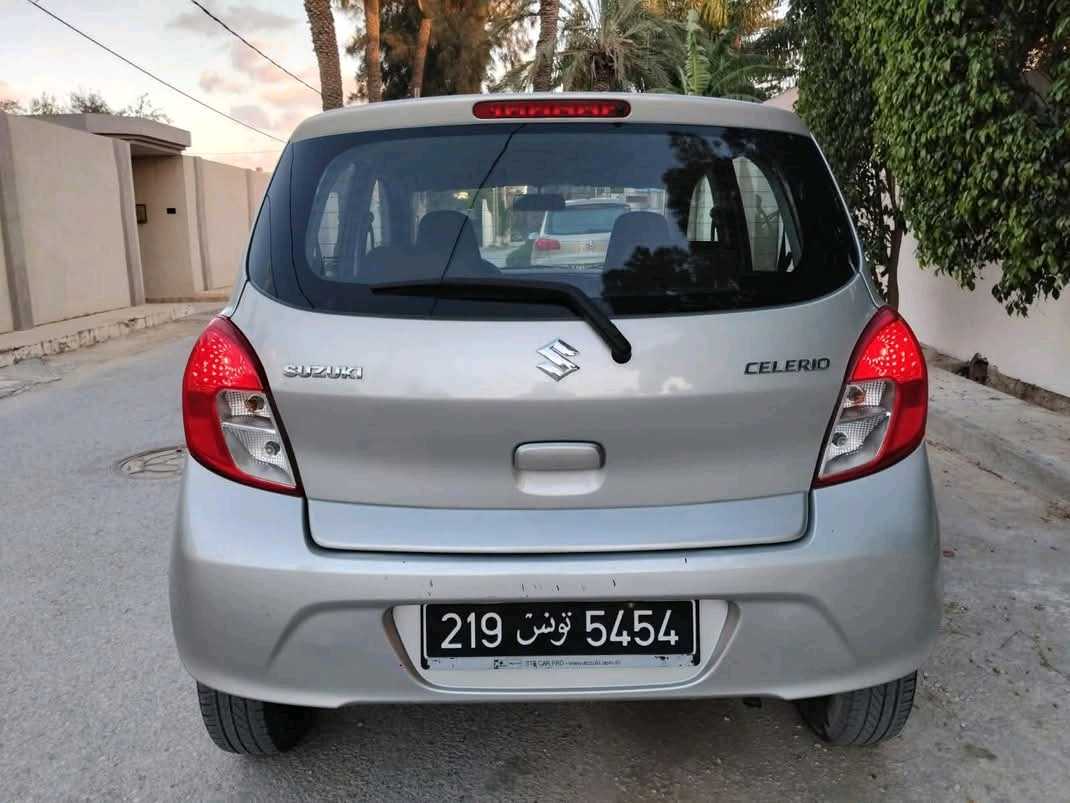 SUZUKI CELERIO PREMIÈRE MAIN EN ÉTAT NEUF 