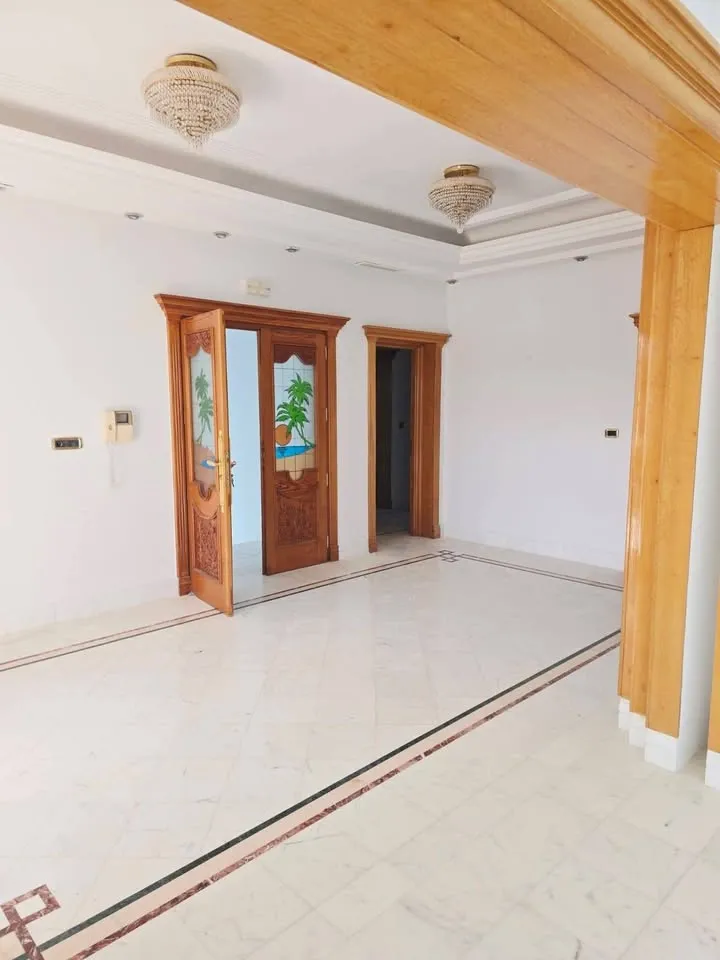 🏡Villa Haut Standing Avec Vue Mer En Vente à Chott Mariem