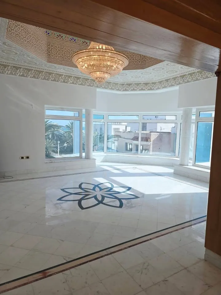 🏡Villa Haut Standing Avec Vue Mer En Vente à Chott Mariem