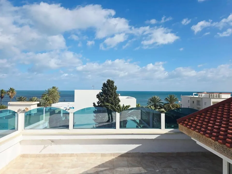 🏡Villa Haut Standing Avec Vue Mer En Vente à Chott Mariem