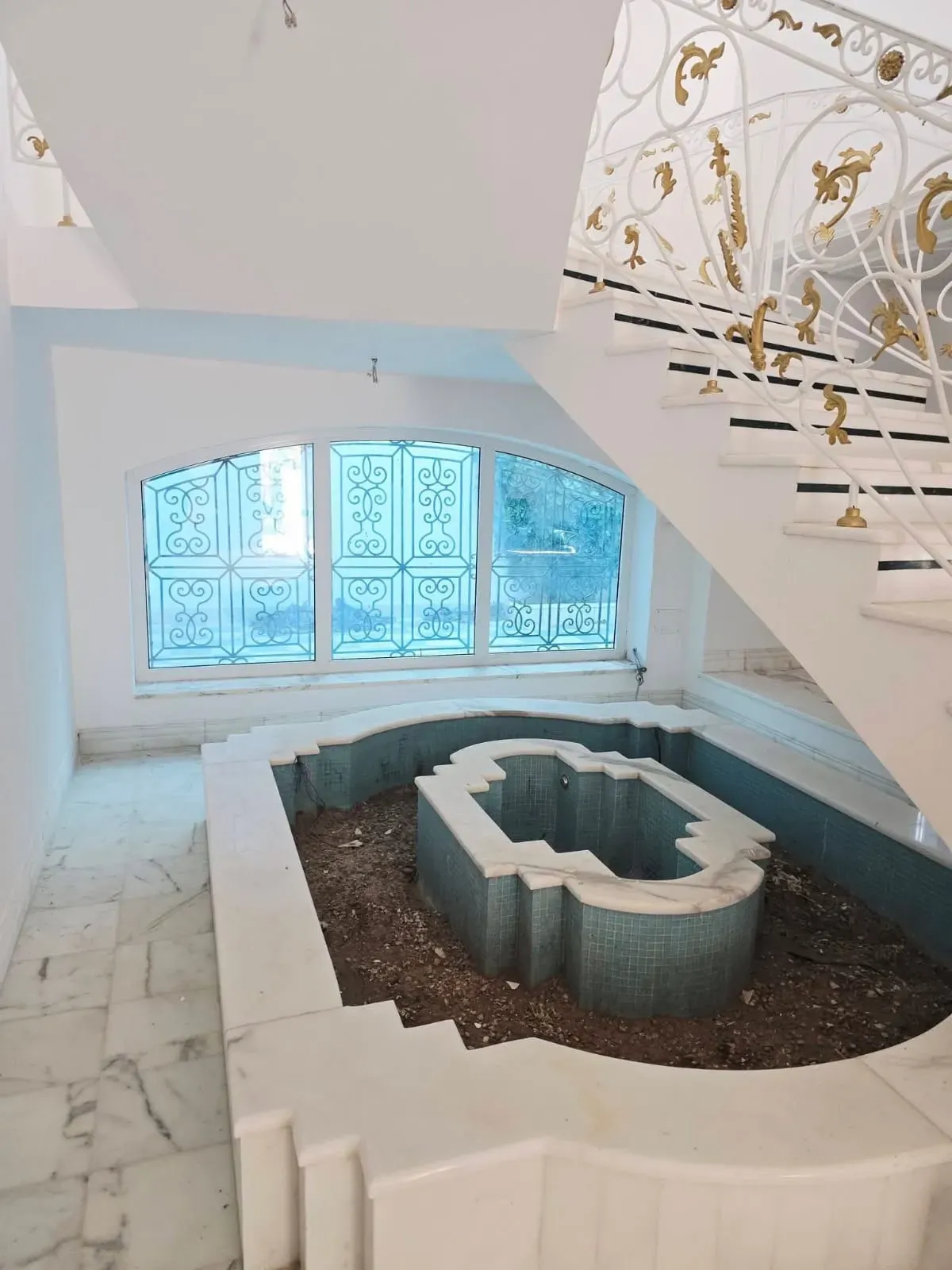 🏡Villa Haut Standing Avec Vue Mer En Vente à Chott Mariem