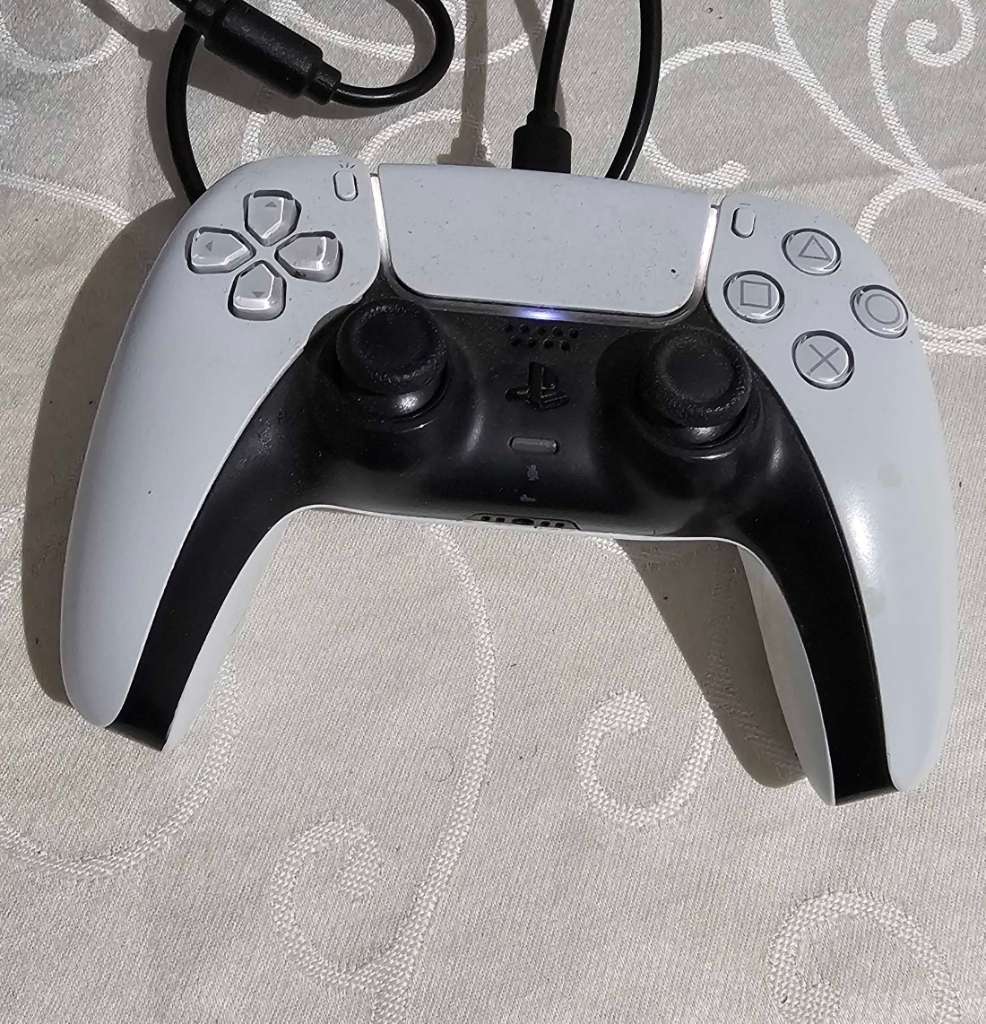 TV Smart Telefunken 42' + PS5 CD 