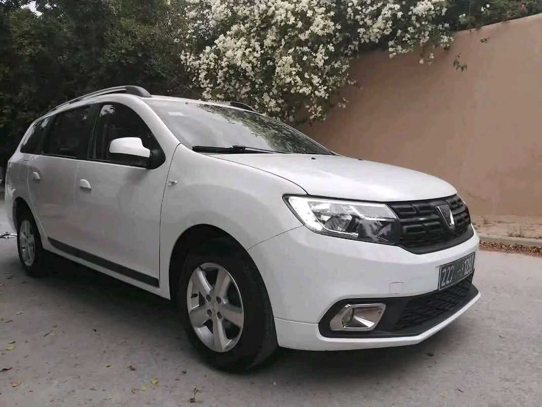 DACIA LOGAN MCV PREMIÈRE MAIN EN EXCELLENT ÉTAT 