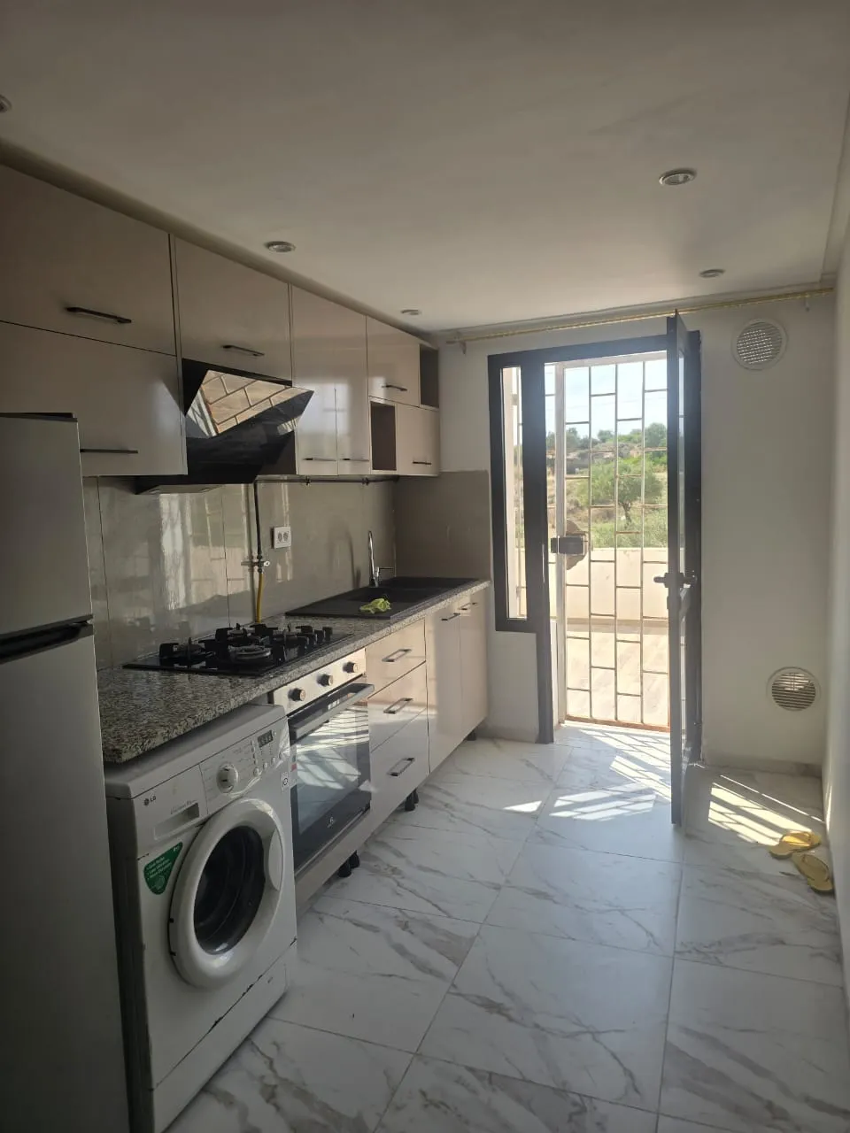 A vendre beau Appartement S+2 à Kantaoui - photo 2