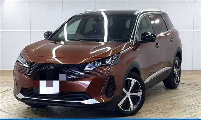 Peugeot 5008 année 2021.. toute options 