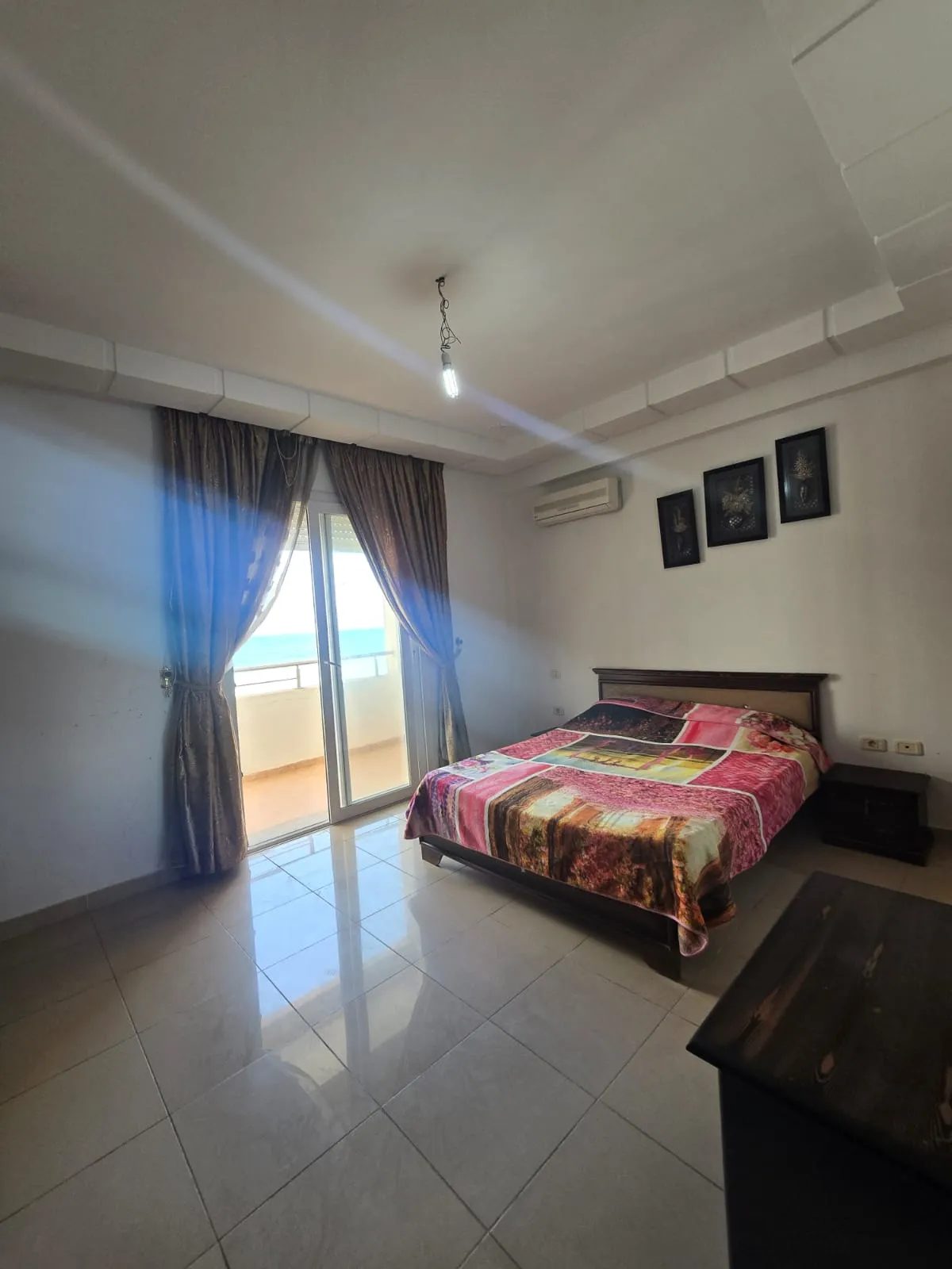 A vendre superbe appartement S3 frond mer à Hammam Sousse