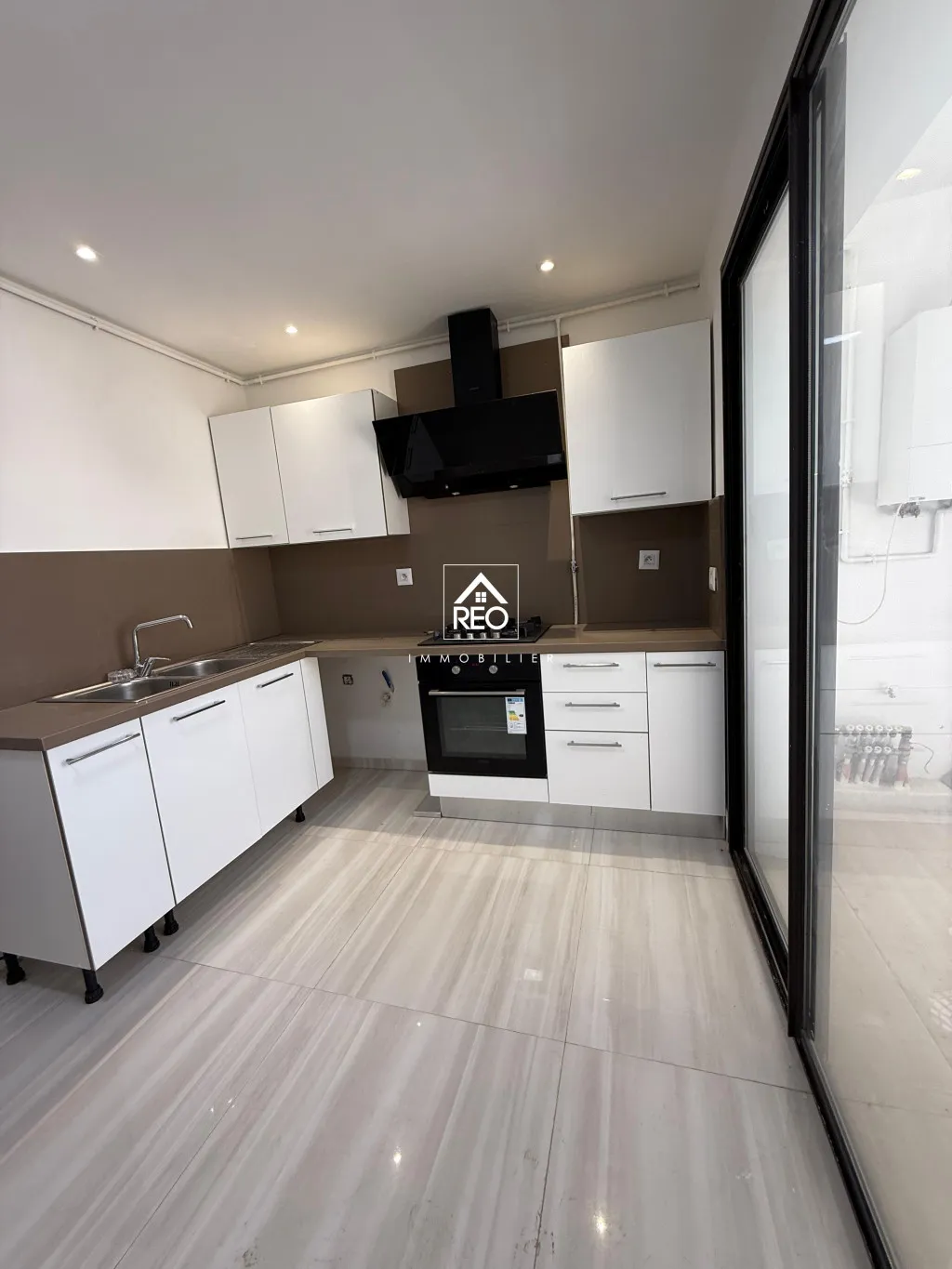 À LOUER : Un magnifique Duplex S+2 situé à La Soukra