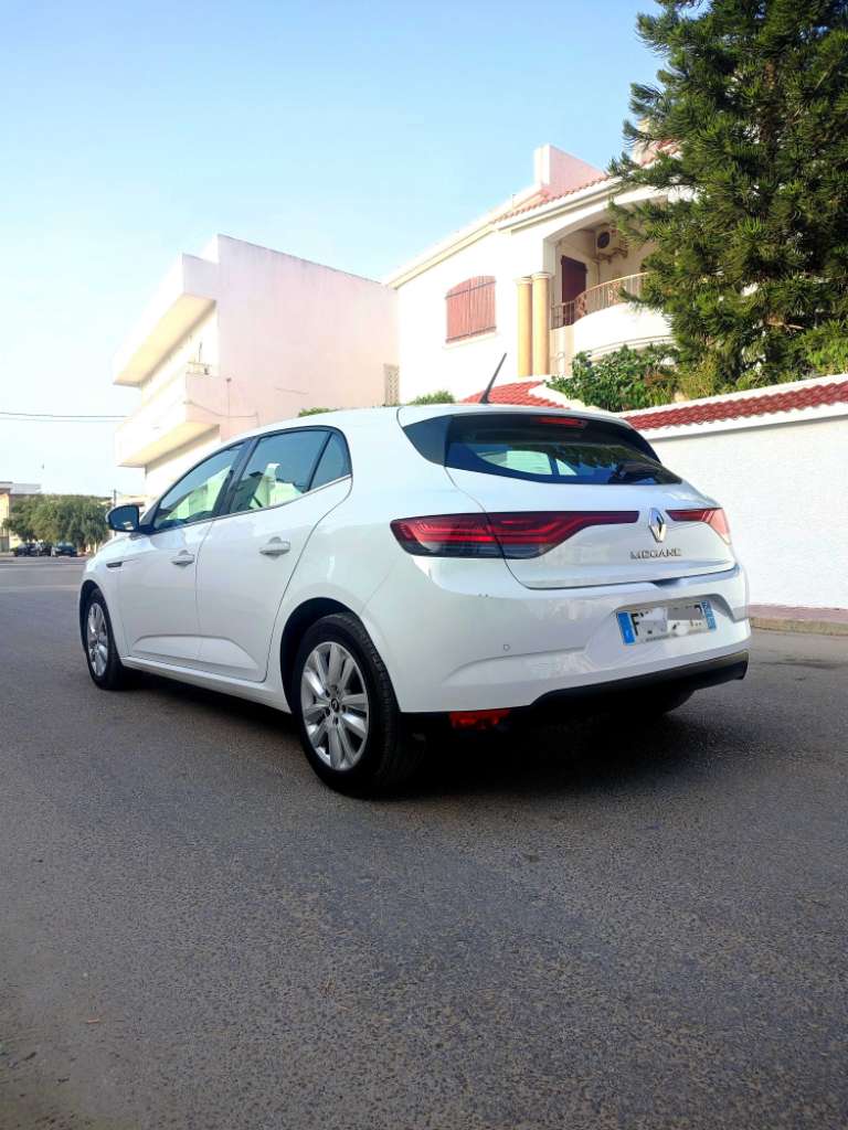 RENAULT MEGANE