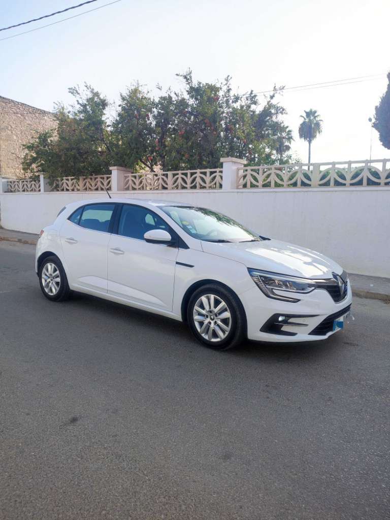 RENAULT MEGANE