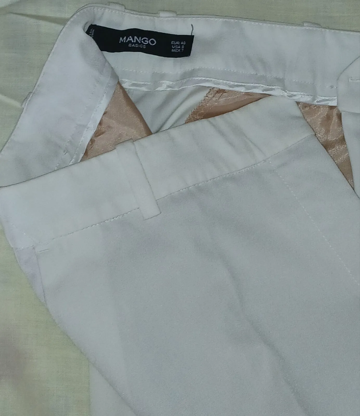 Pantalon de marque Mango en excellent état