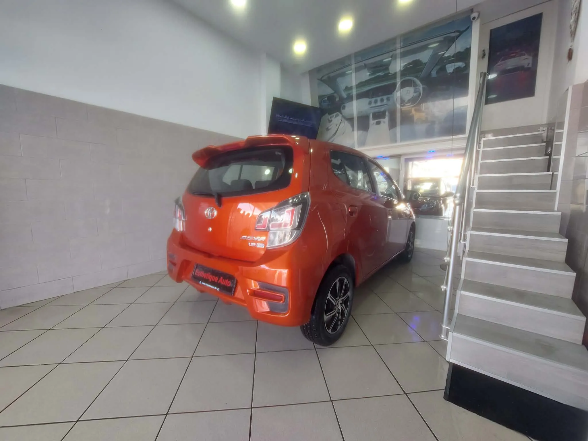 Toyota Agya 1.2 première main -Tel 98479647