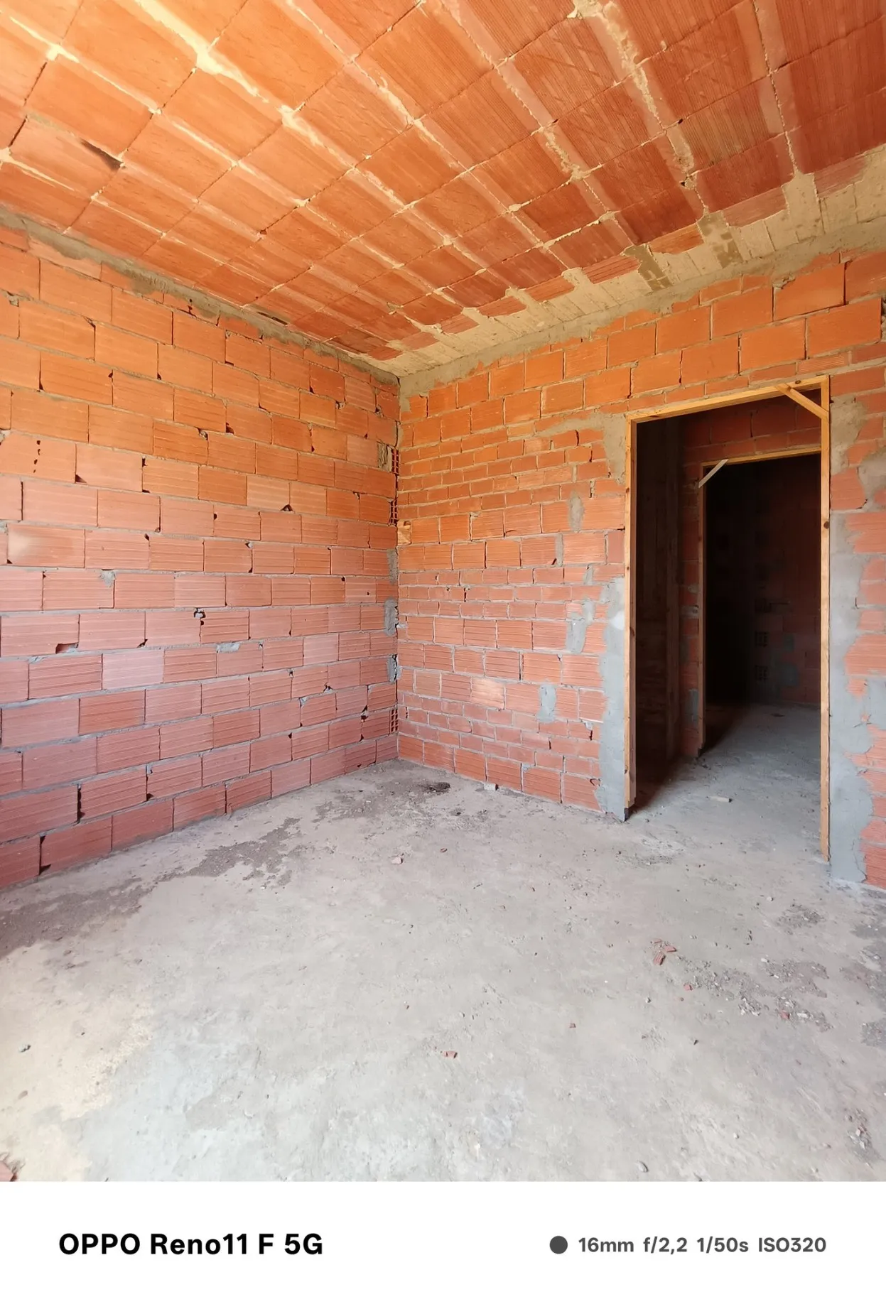 A vendre 4 appartement s+3 en cours de construction SiTué à el Haouaria centre ville
