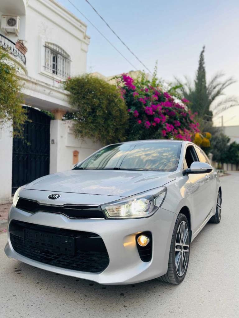 KIA RIO SEDAN 