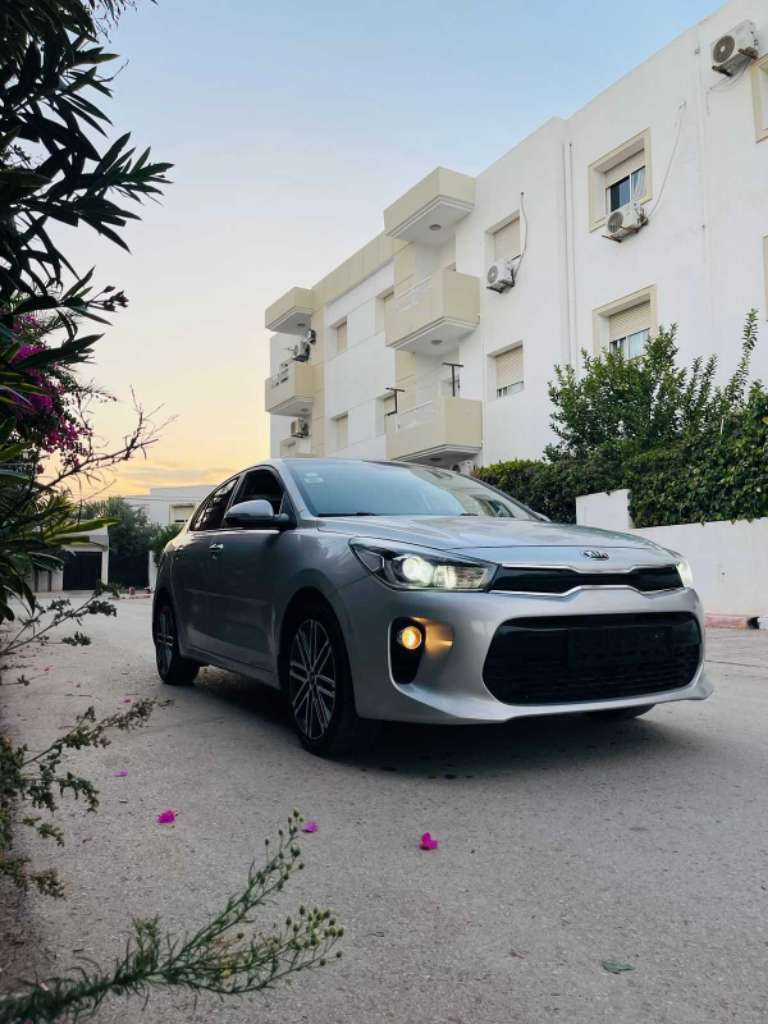 KIA RIO SEDAN 