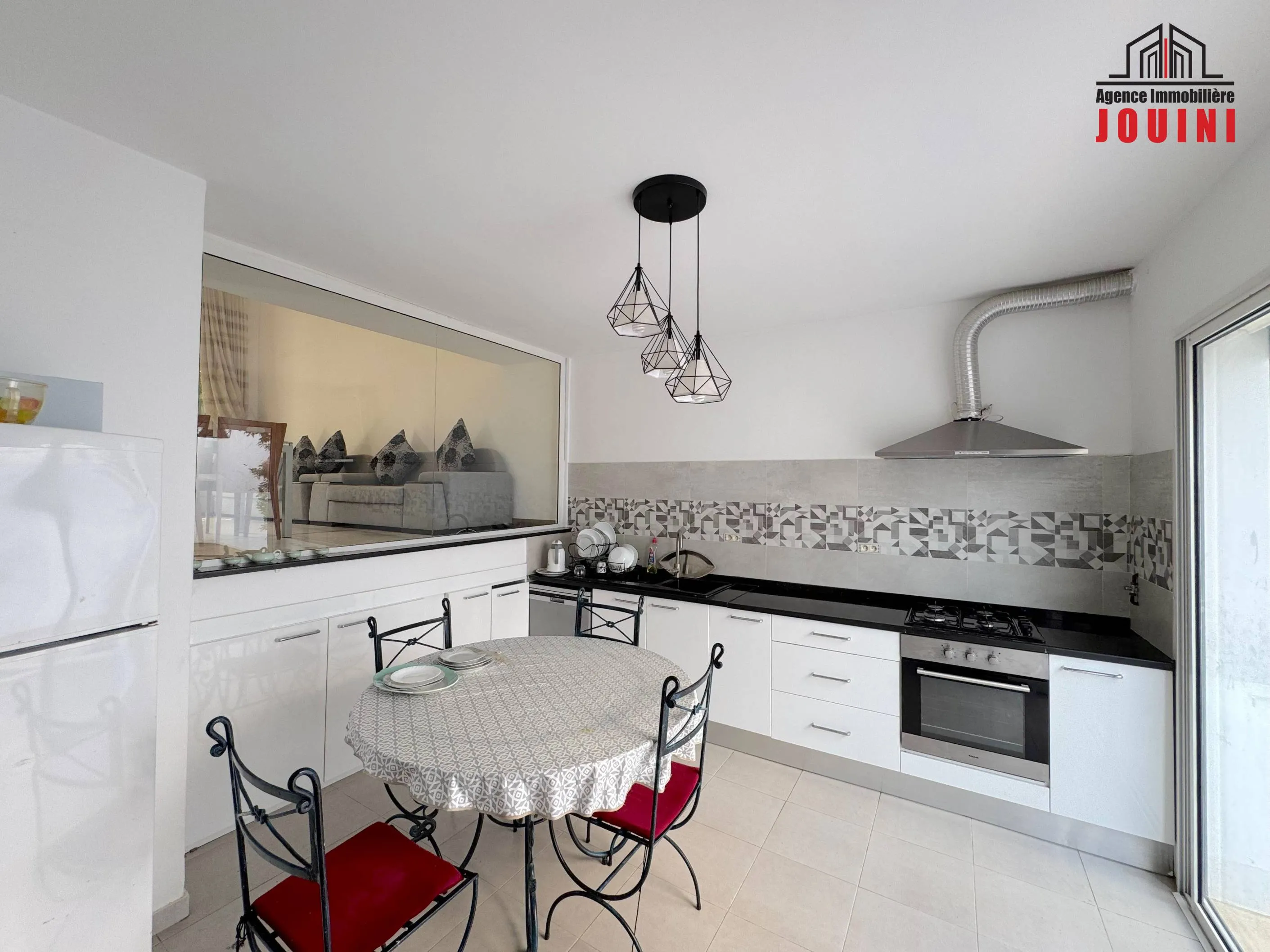 Immeuble R2 À Cité El Wafa, El Mrezga