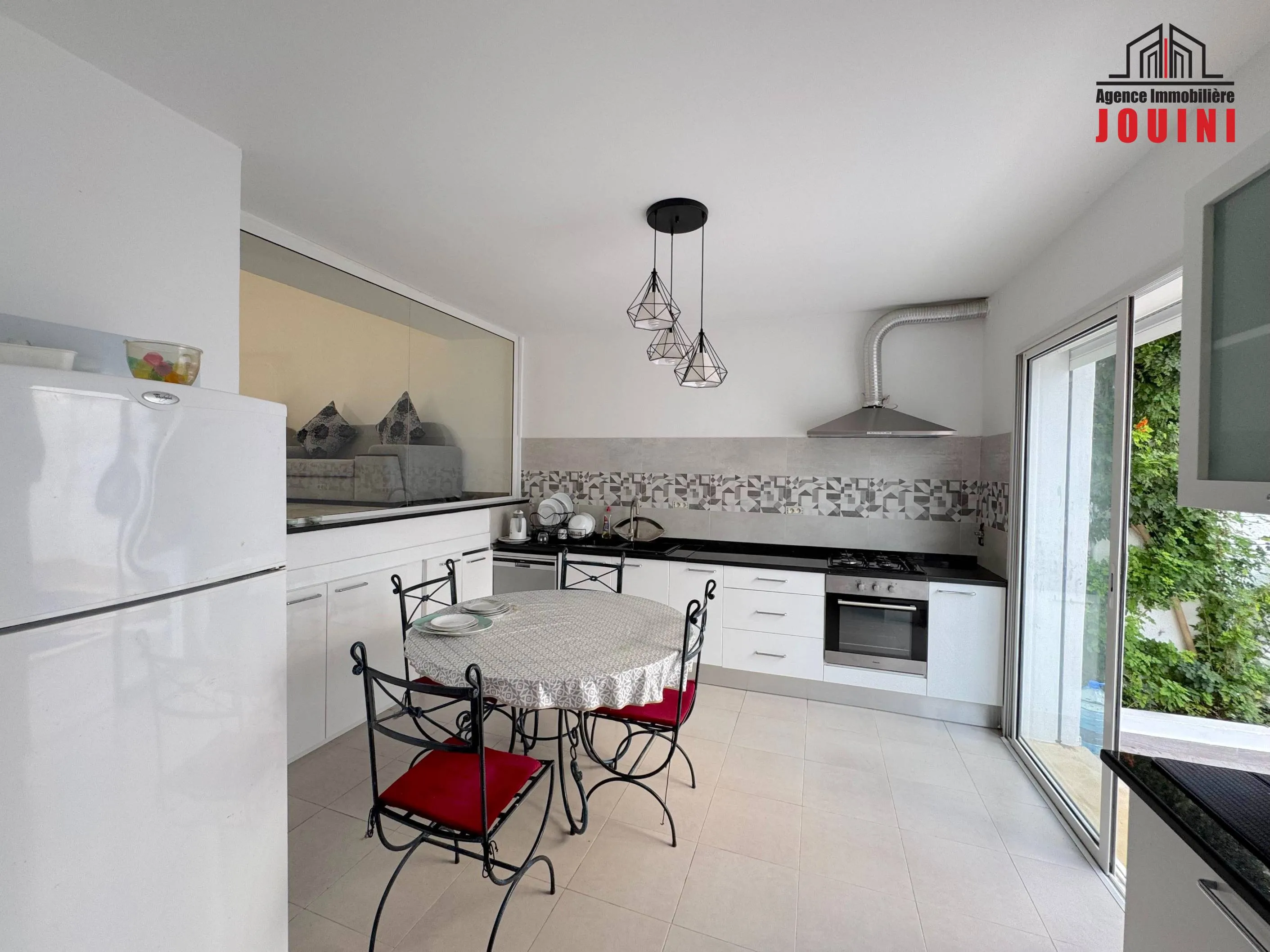 Immeuble R2 À Cité El Wafa, El Mrezga