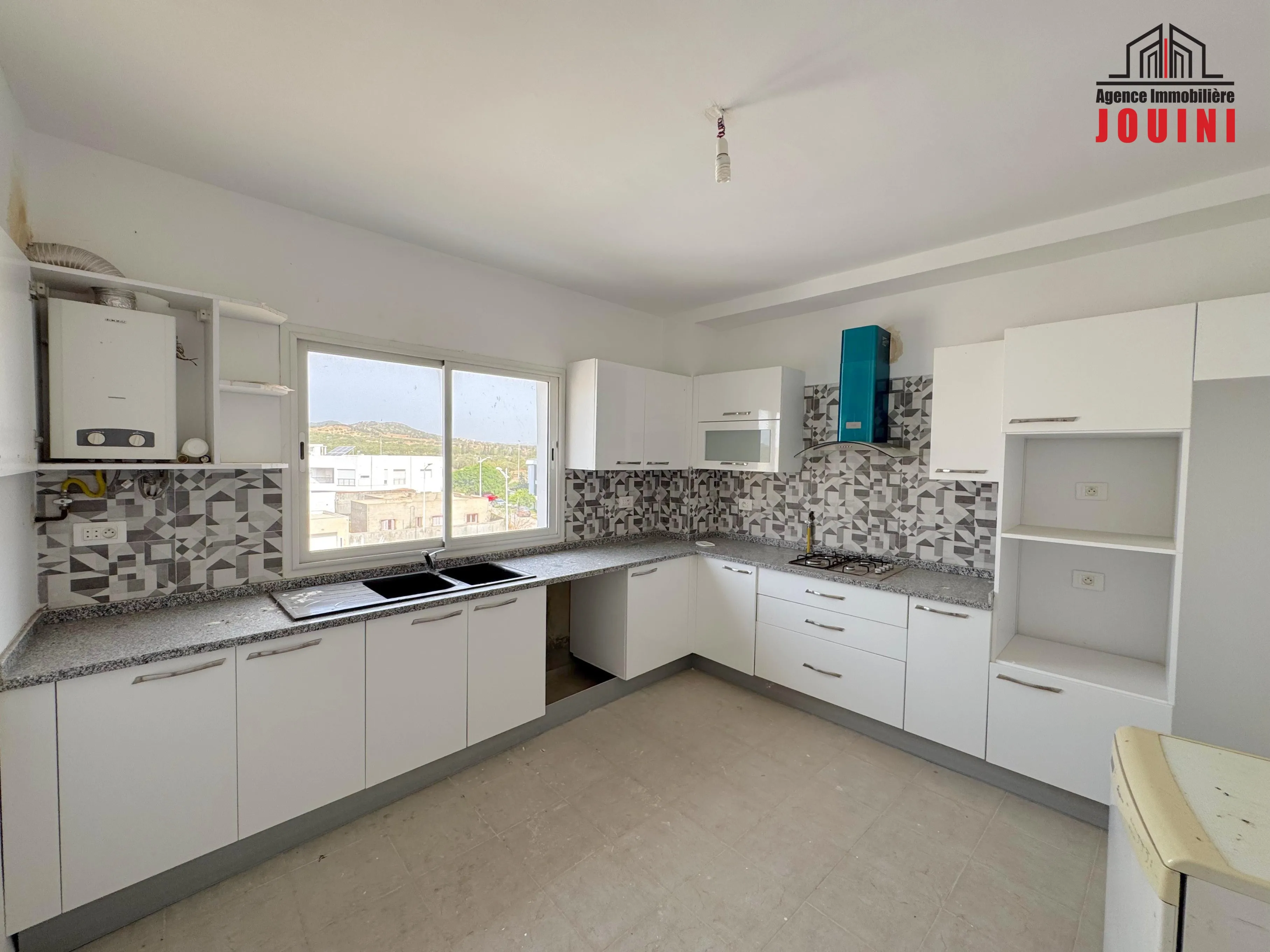 Immeuble R2 À Cité El Wafa, El Mrezga