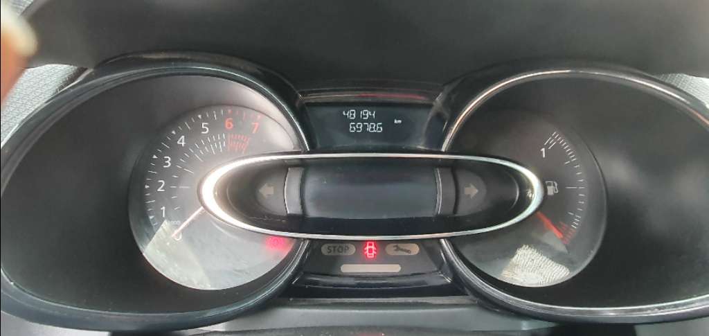 Voiture poupee