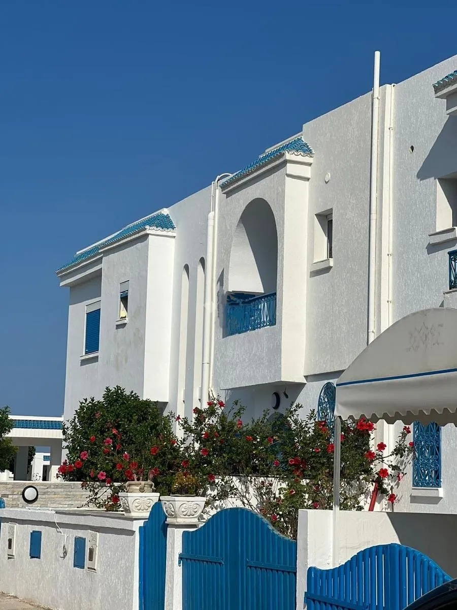 đ Villa Duplex Individuelle En Vente | Ă  2 Pas Du Littoral Chott Mariem