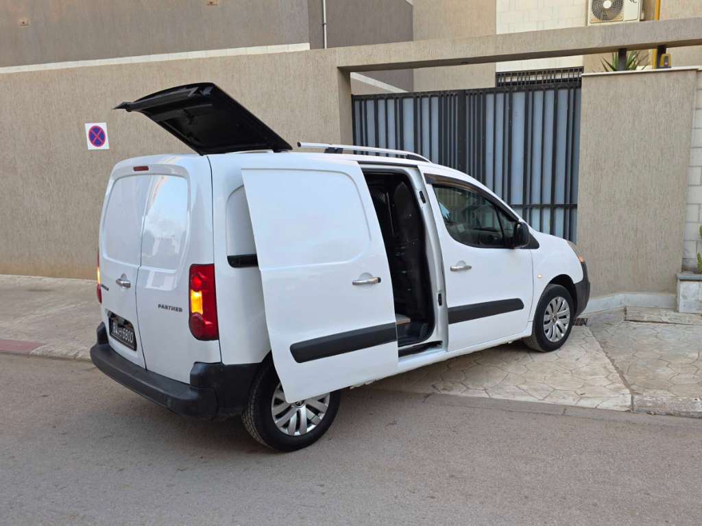 Peugeot partner b9 