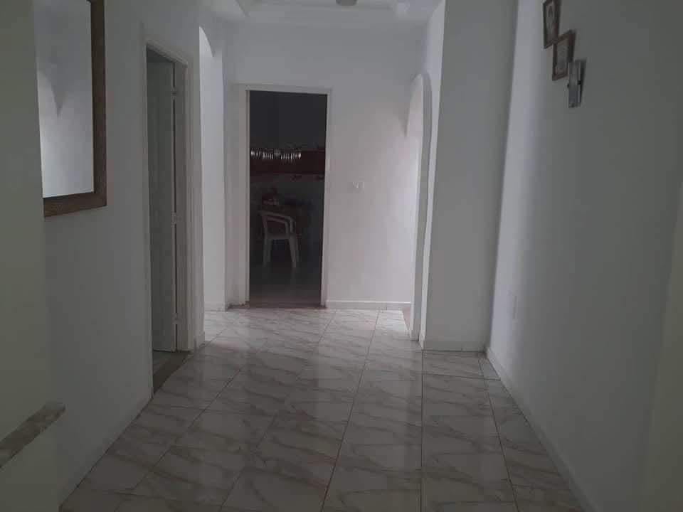 À louer S+2 RDC a Hammem-ghzez très bien équipée climatisé avec wifiii 💚whatsapp 23019117
