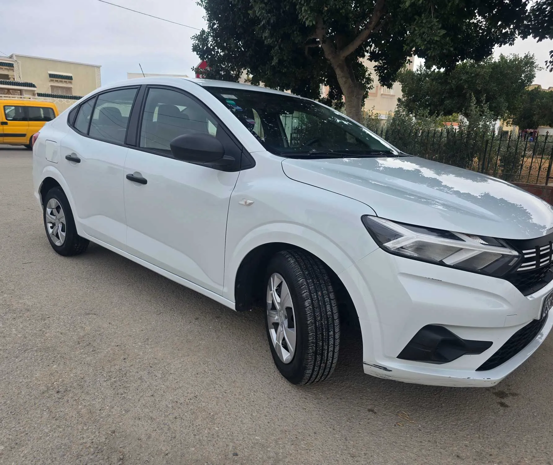 Forsa dacia logan - 1ère main - sous garantie