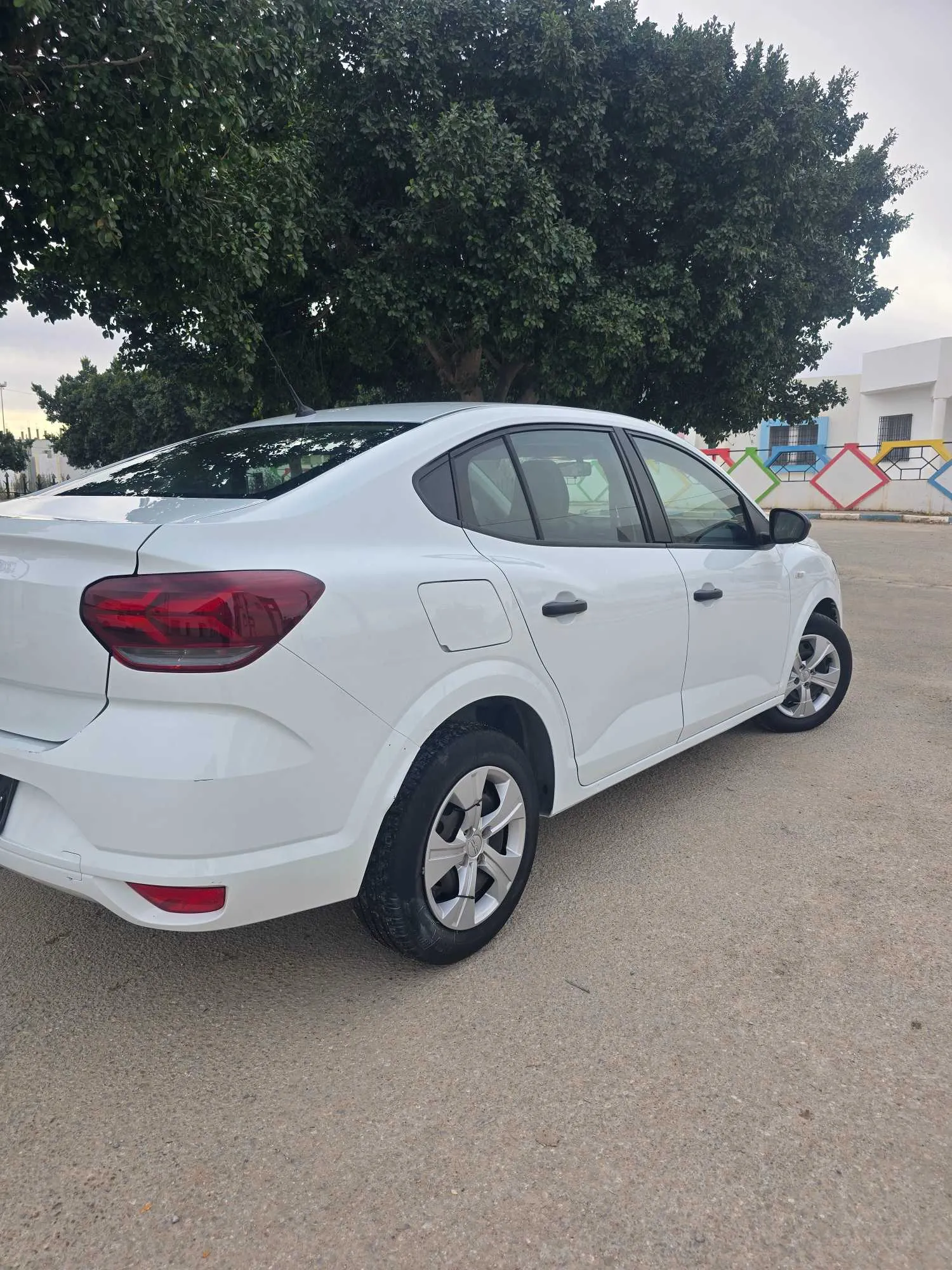 Forsa dacia logan - 1ère main - sous garantie
