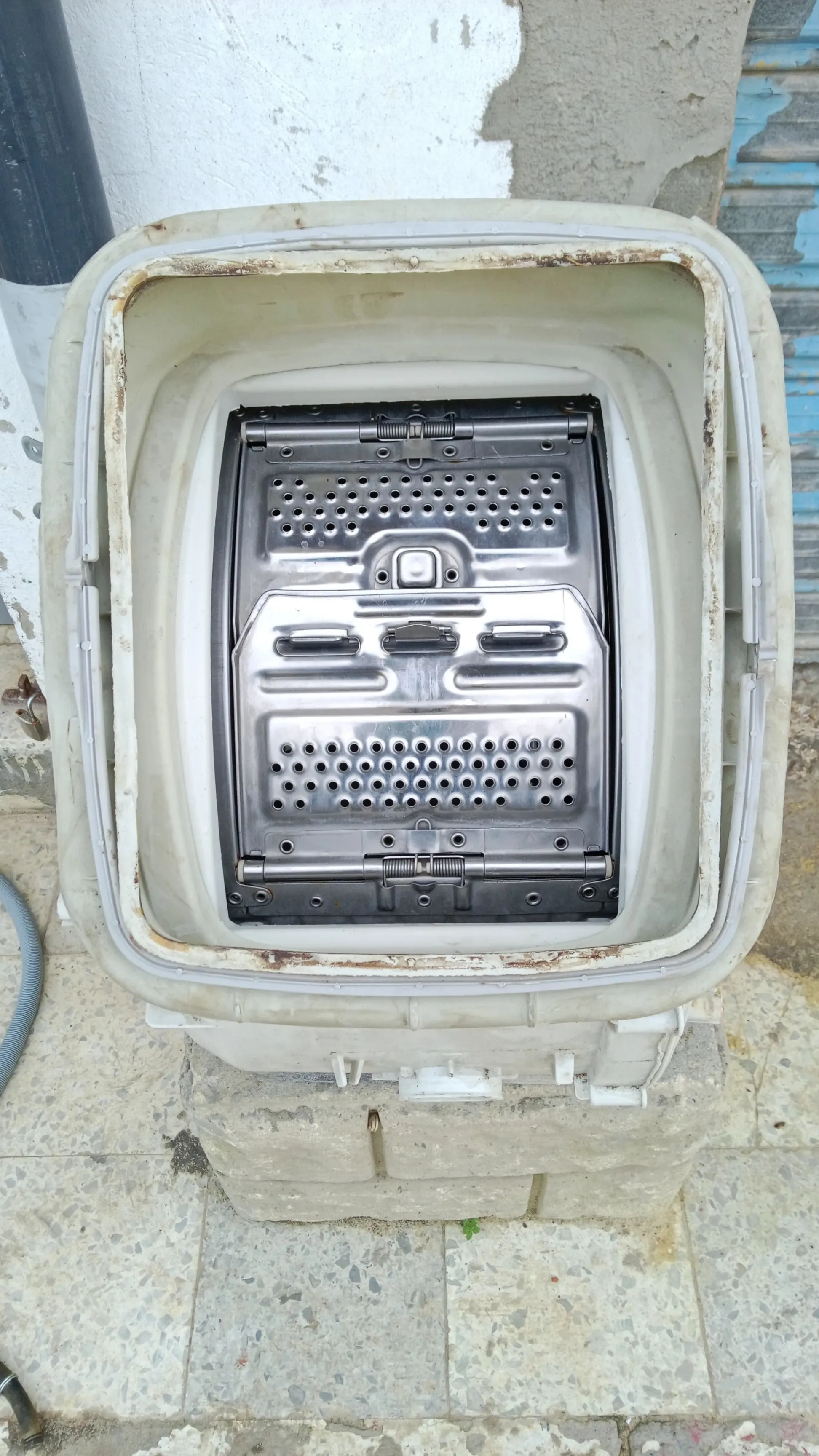 Tambour machine à laver ARTHUR MARTIN ; état très propre + porte machine à laver et moteur BEKO 