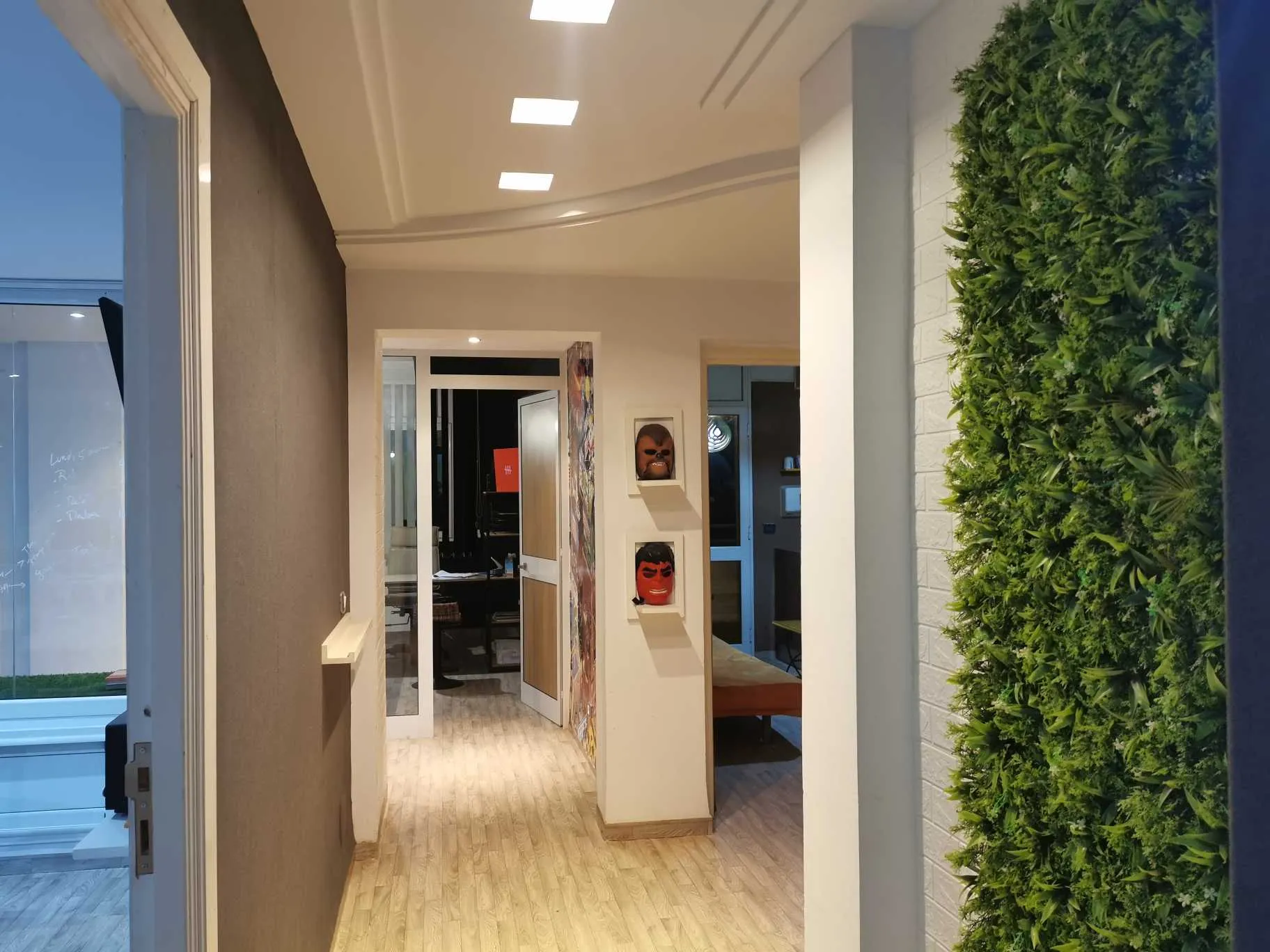 Opportunité Rare – Bureau 100% Prêt à l’Emploi à Jawhara