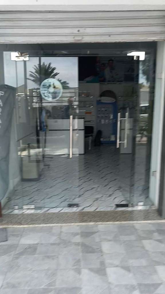 للبيع اصل تجاري بحذا ابن الجزار <98969839>