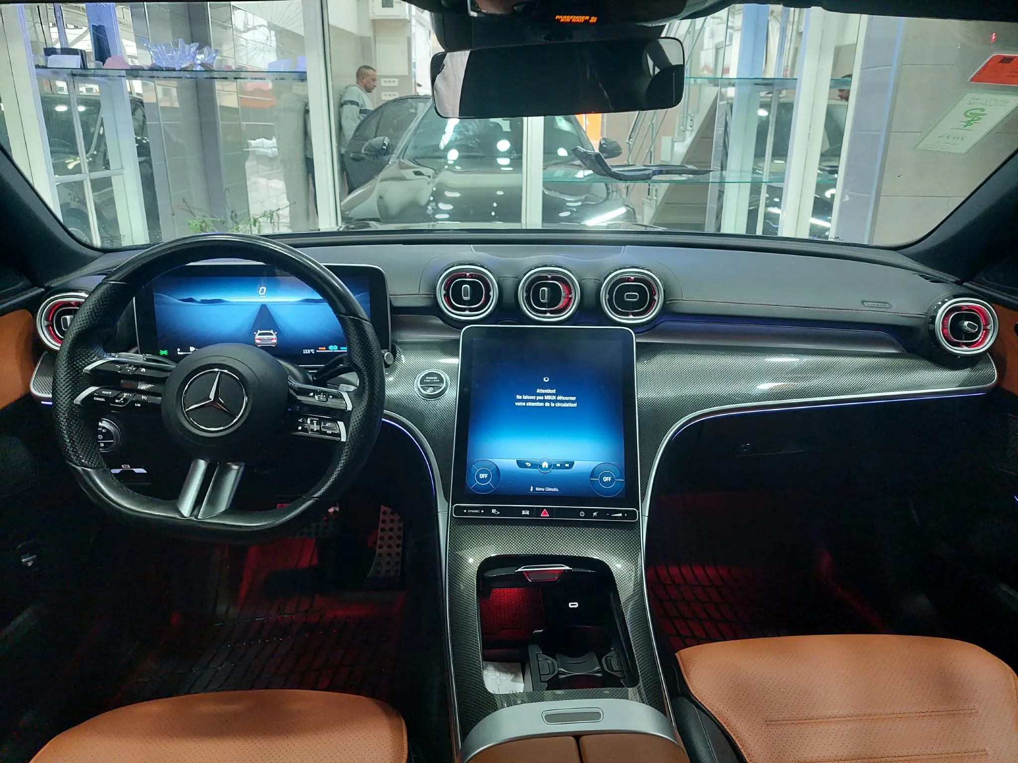 Mercedes-Benz C 180 - AMG - Tel 98479647 