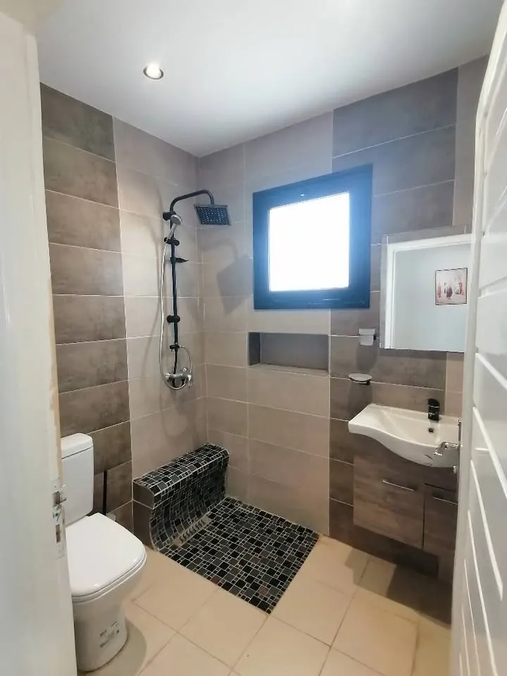 A louer un Bel Appartement s+1 Pour une longue durée . Richement meublé à hay essaha , Bizerte