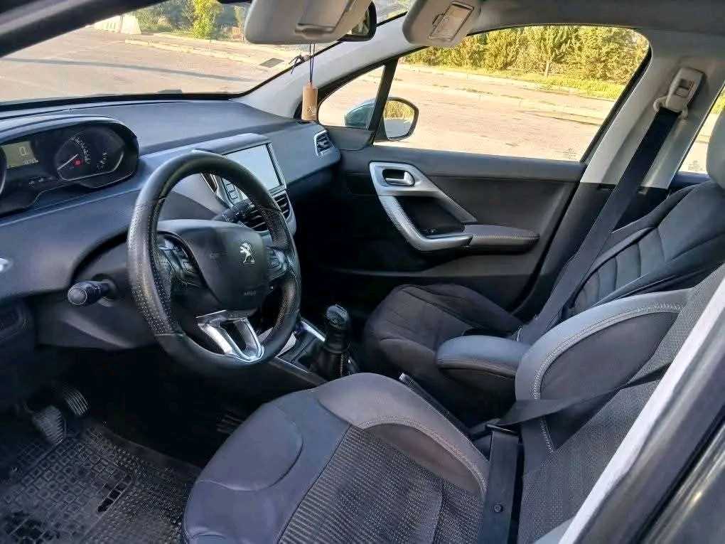 PEUGEOT 208 SÉRIE SPÉCIALE CITY TRÈS PROPRE