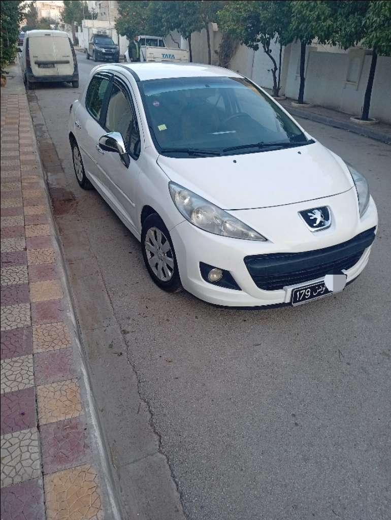 Peugeot 207