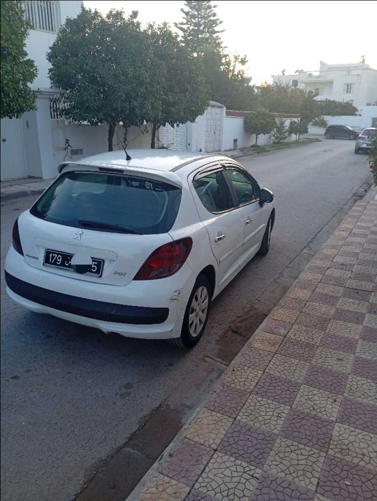 Peugeot 207