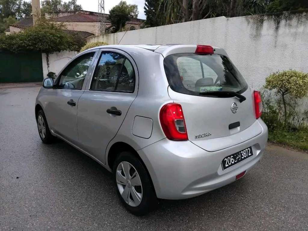 NISSAN MICRA PREMIÈRE MAIN EN EXCELLENT ÉTAT