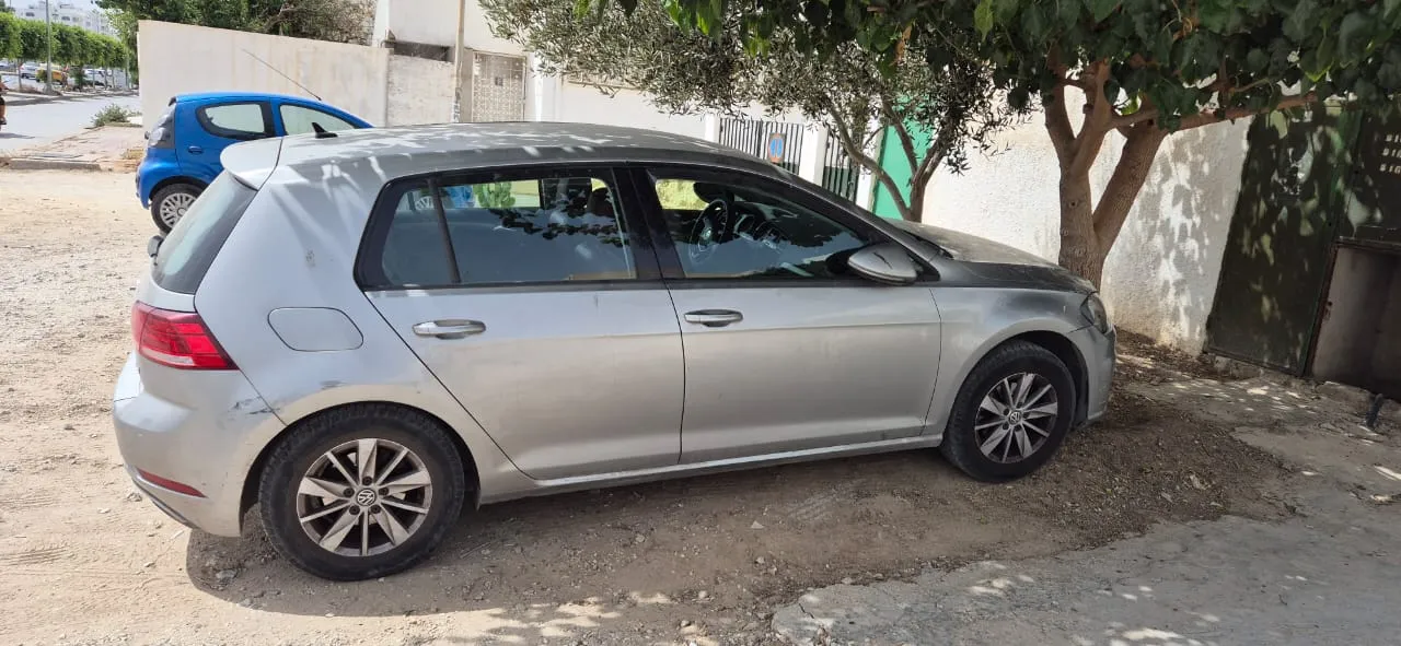 đŁ Ă VENDRE : Volkswagen Golf 7 Confortline RestylĂ©e